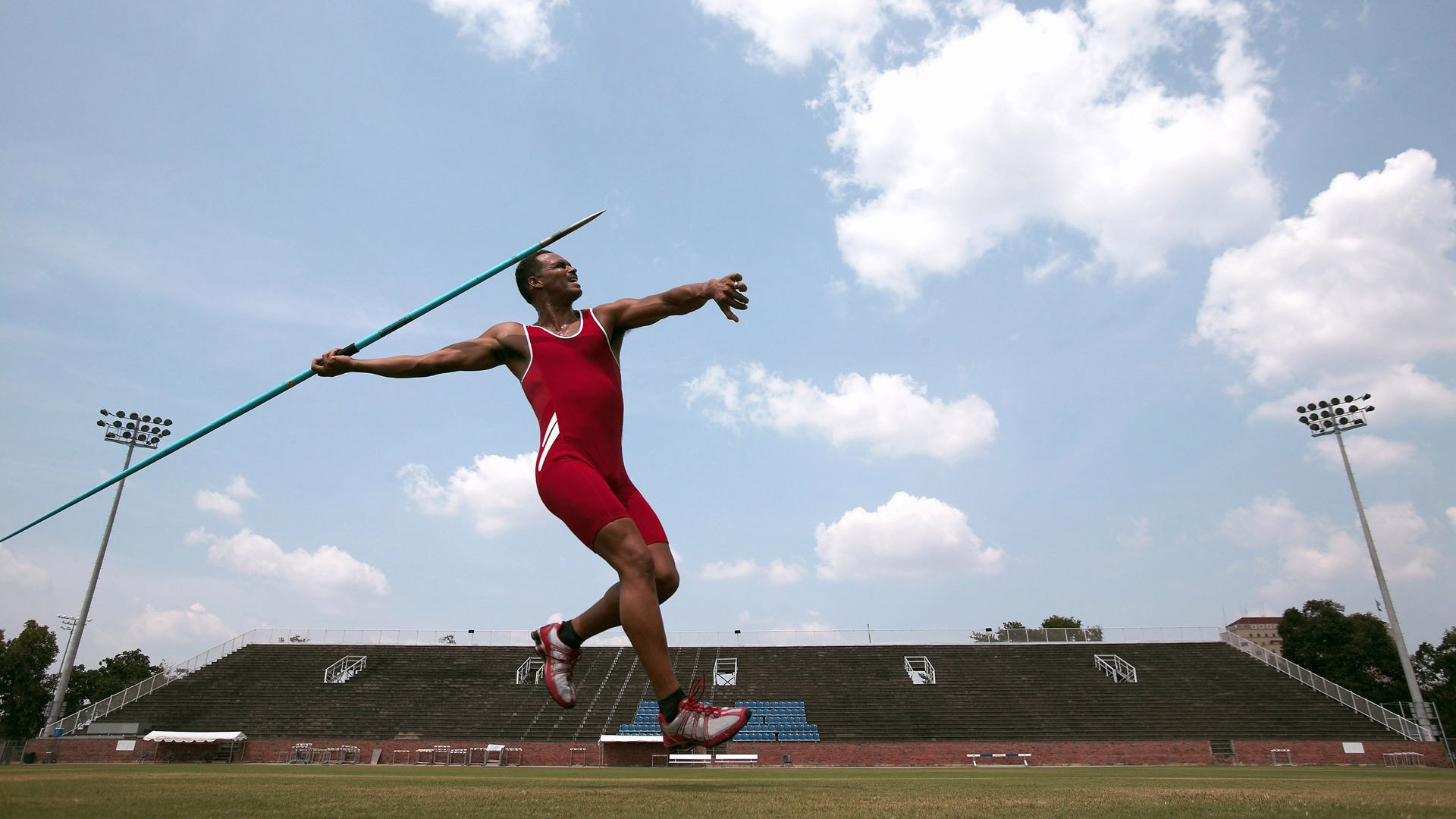 城市体育设施共享平台推动资源优化配置,城市体育公共服务均等化问题